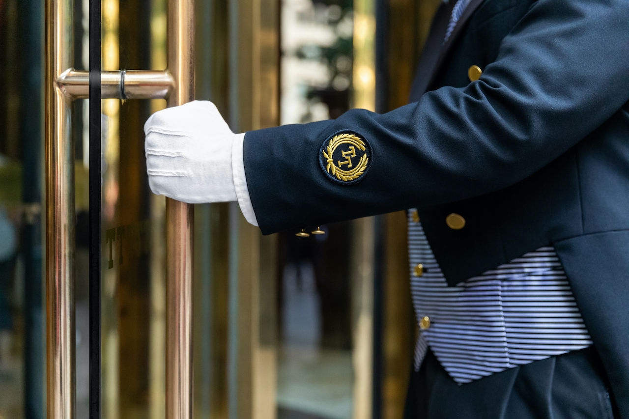 Trump’s Signature White-Glove Service